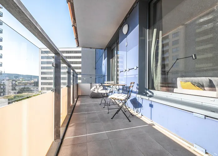 Park Free Garage Parking Apartman